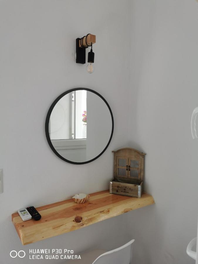 View Rooms Piso Livadi Bagian luar foto